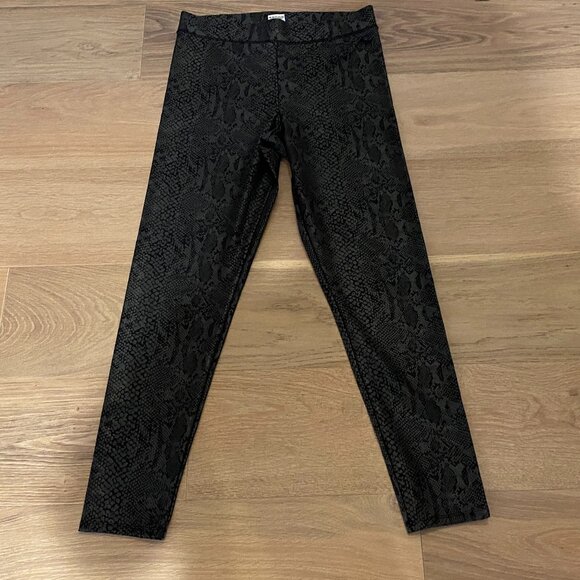 PINK Victoria's Secret Pants - Victoria's Secret PINK Black Print Legging Size Large